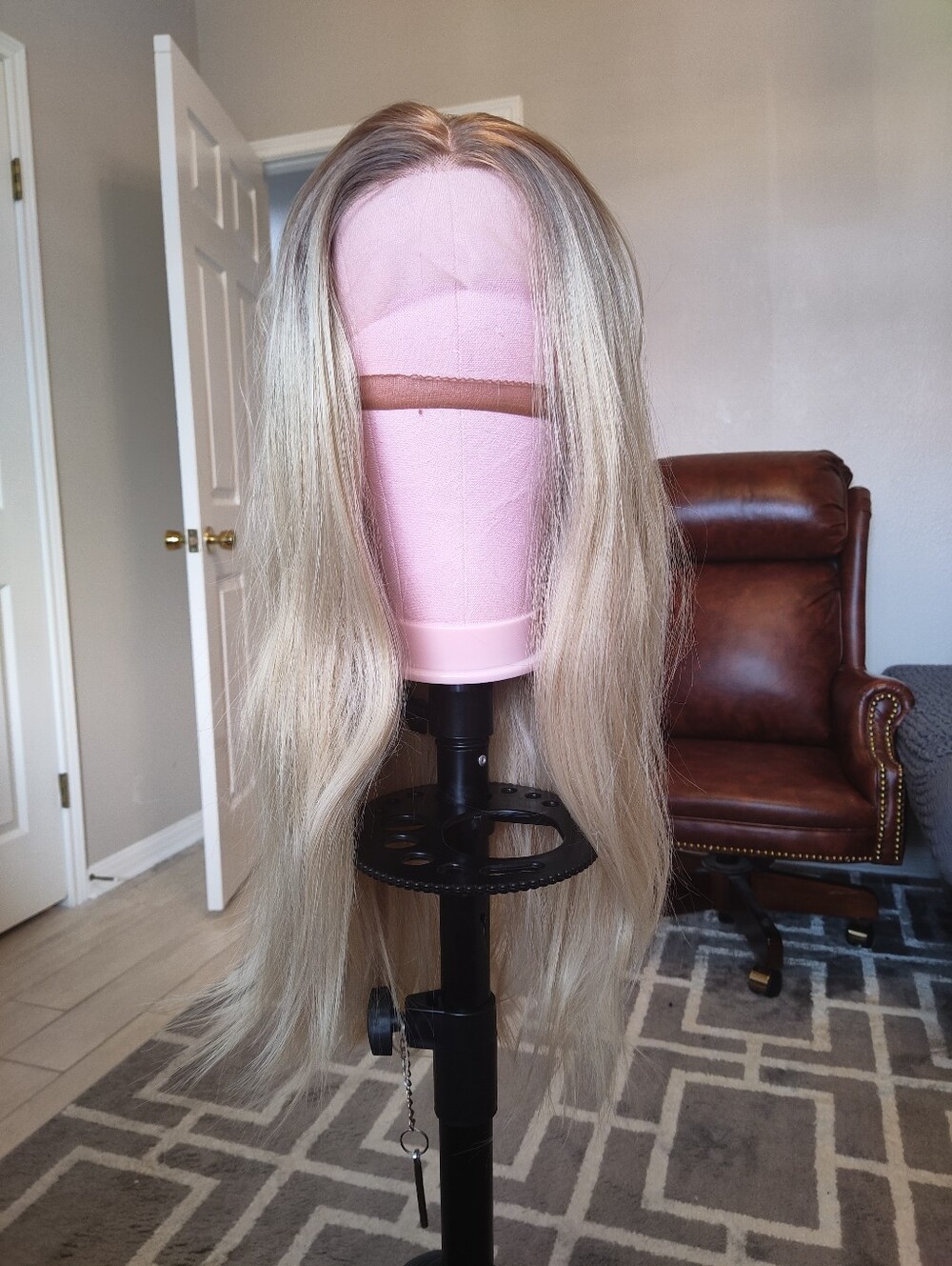 Ombre Highlight Blonde 13x5 Synthetic HD Lace Glueless Wig 150% Density 24"